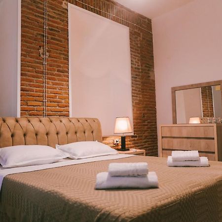 Old Chache House Hotel Telavi Ngoại thất bức ảnh