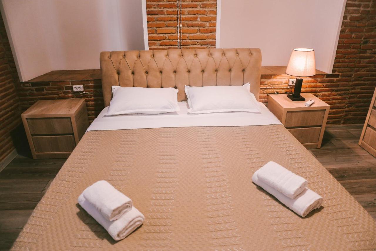 Old Chache House Hotel Telavi Ngoại thất bức ảnh