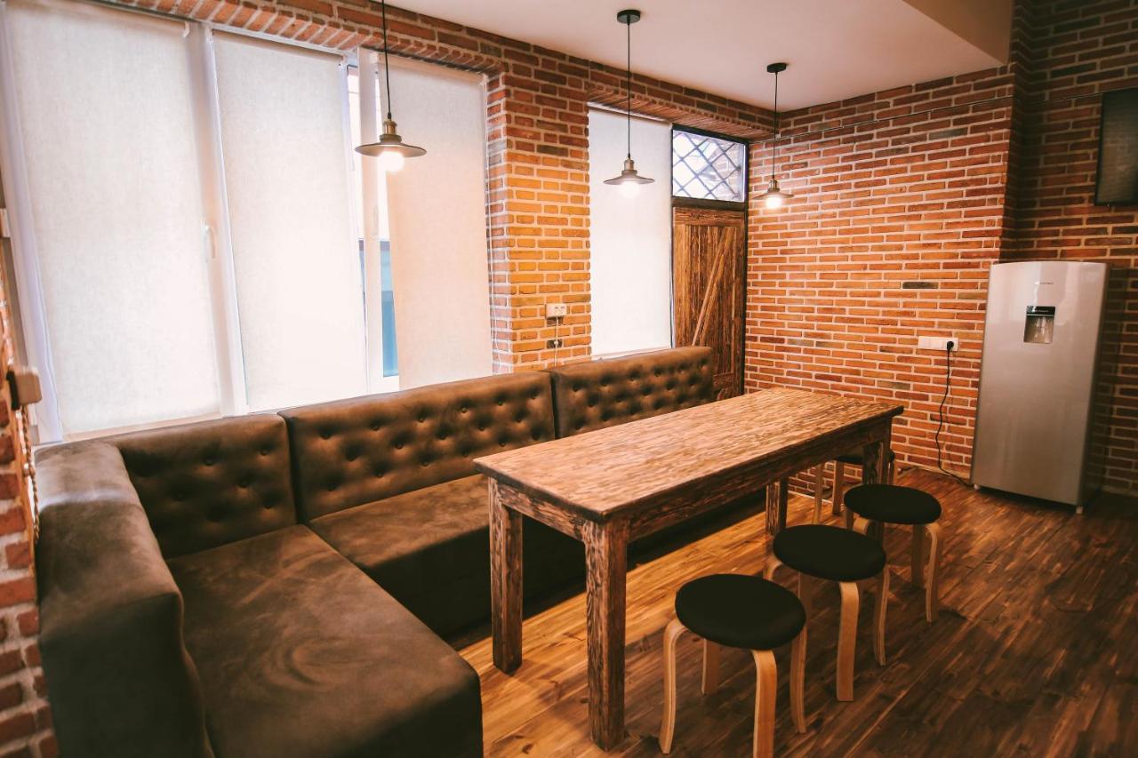 Old Chache House Hotel Telavi Ngoại thất bức ảnh