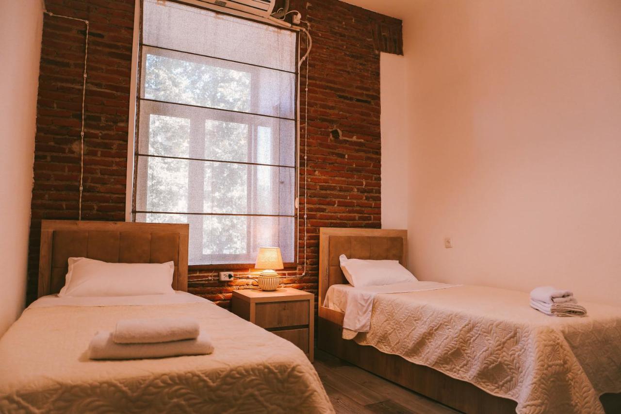 Old Chache House Hotel Telavi Ngoại thất bức ảnh